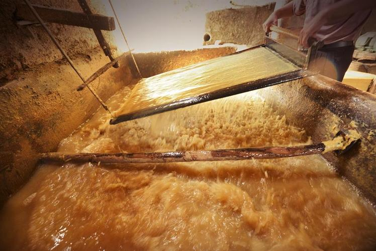 造紙洗漿消泡劑應用場(chǎng)景圖