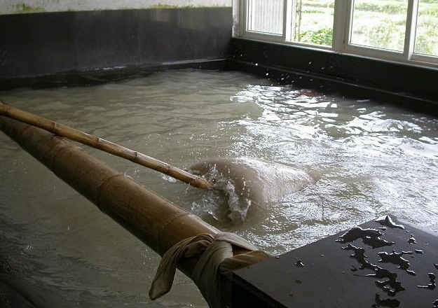 制漿黑液消泡劑應用場(chǎng)景圖