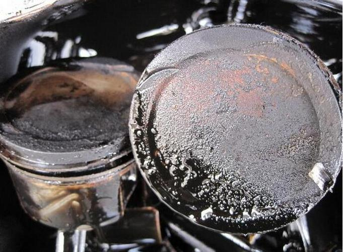 機油消泡劑應用場(chǎng)景圖