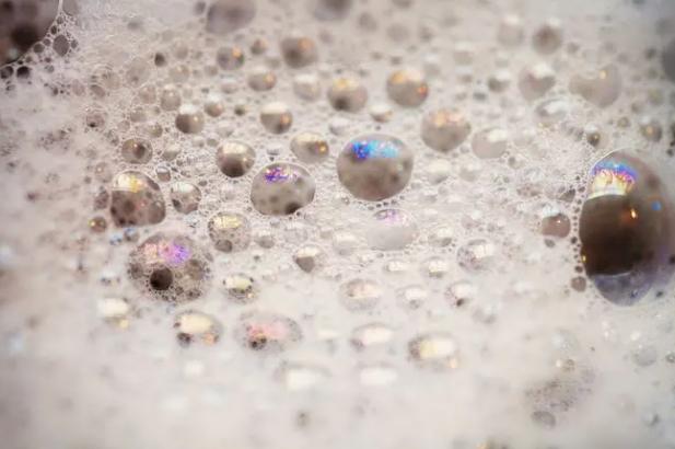 線(xiàn)路板消泡劑應用場(chǎng)景圖